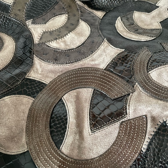 Coach Brooke Inlaid C Large hobo shoulder bag, model #14340, brown/taupe suede - Picture 8 of 12